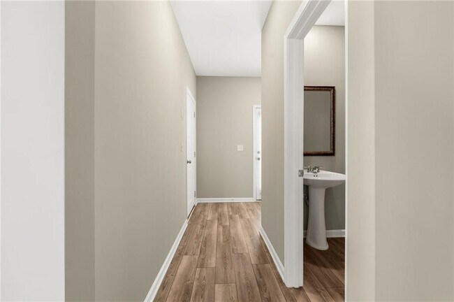 Building Photo - 4335 Magpie Dr