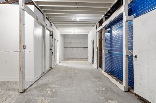 Building Photo - 6101 SW 180th Terrace