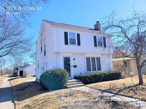 Building Photo - Beautiful 3BED/1.5BATH Milw./Tosa Colonial