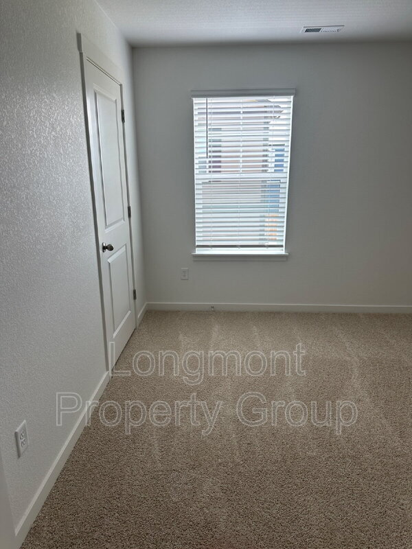 Building Photo - 13609 Topaz Pl