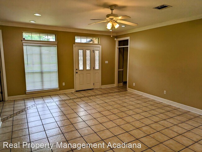 Building Photo - 4 br, 2 bath House - 211 Sundown Ln.