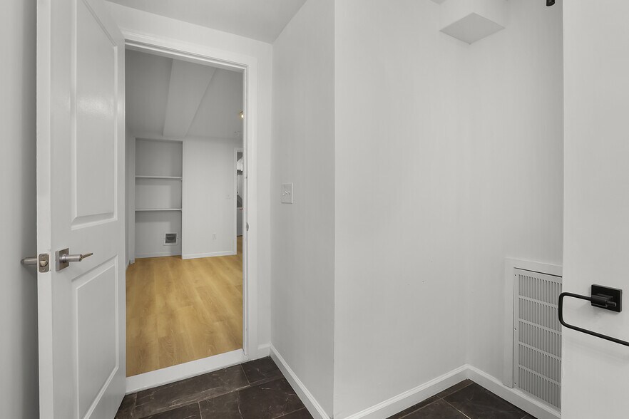 On-Suite Bathroom 1 - 57 Trumbull St