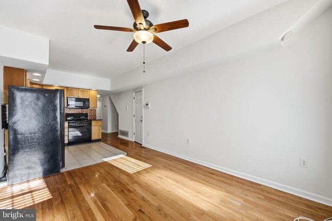 Building Photo - 420 Conarroe St