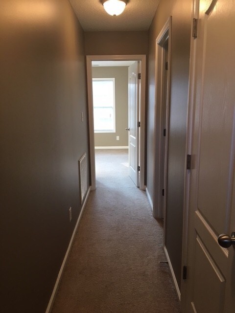 Building Photo - 100 Sango Place Villas Dr