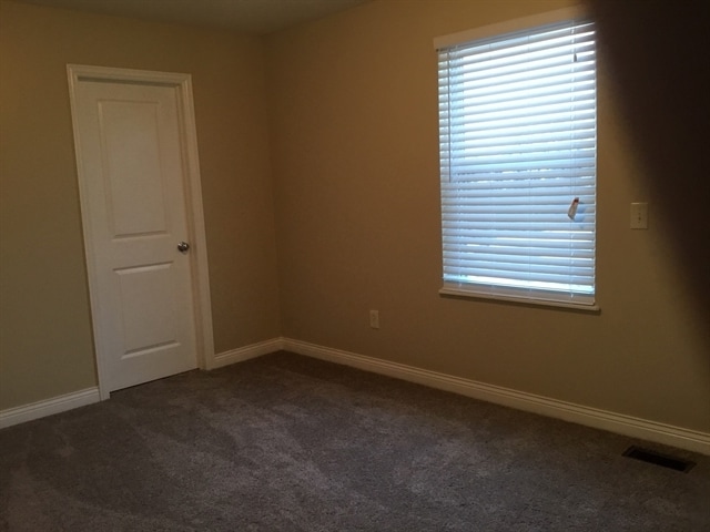 Building Photo - 656 Haleigh Woods Ct