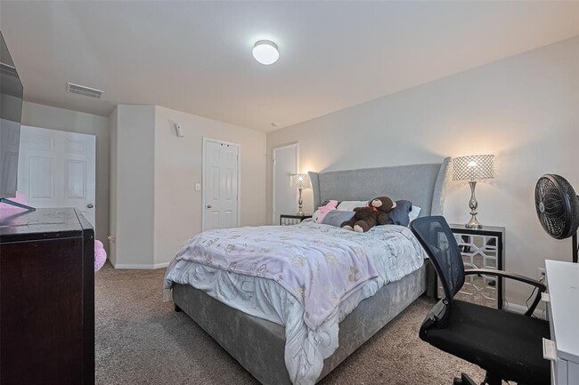 Building Photo - 20718 Bandrock Terrace