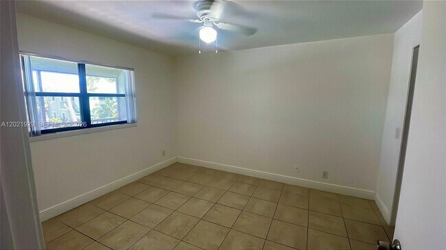 Building Photo - 4071 NW 87th Ave