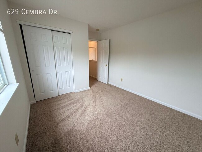 Building Photo - 629 Cembra Dr