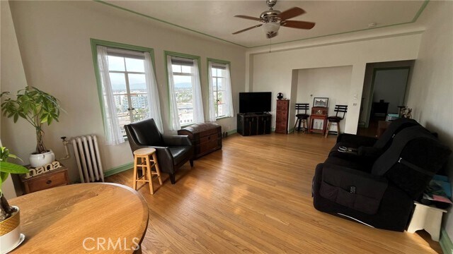 Building Photo - 800 E Ocean Blvd