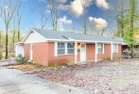 Building Photo - 7207 L St
