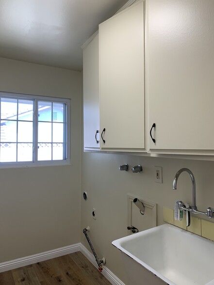 Building Photo - 2822 Caricia Dr