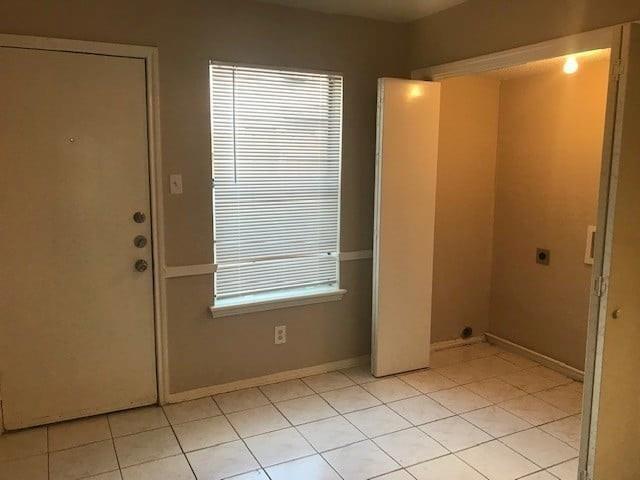 Building Photo - 8005 Rothington Rd