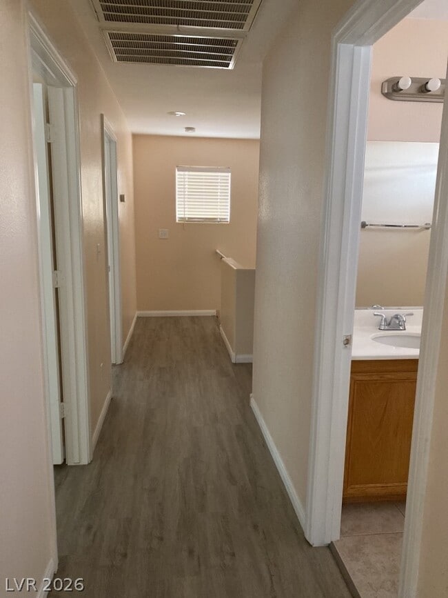 Building Photo - 11056 Piedmont Valley Ave