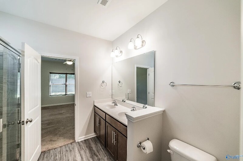 Building Photo - 147 Fernhill Dr NW