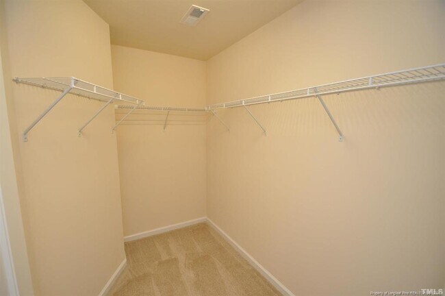 Building Photo - 209 Brier Crossings Loop