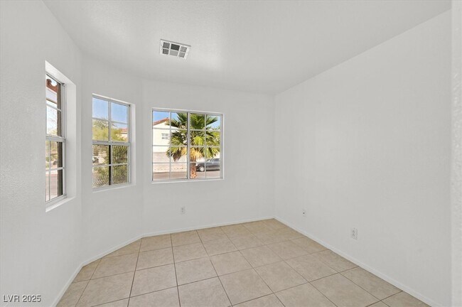 Building Photo - 4935 Stormy Ridge St