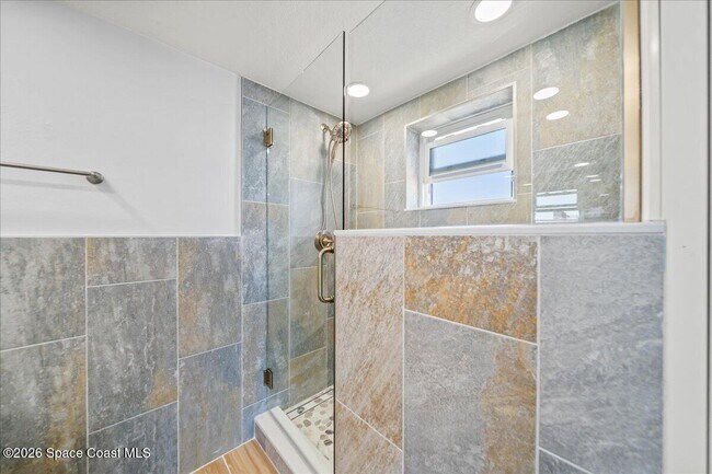 Building Photo - 1465 Jimmy Buffett Mem Hwy