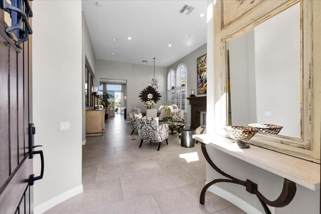 Building Photo - 48385 Vista Calico