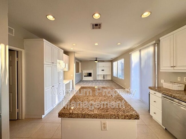 Building Photo - 36953 Ascella Ln