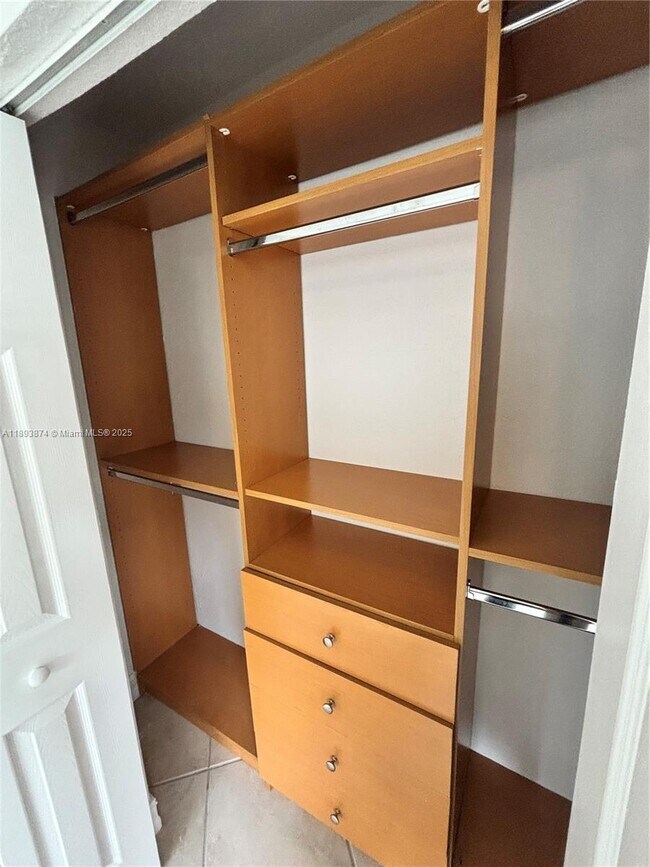 Building Photo - 8475 SW 94th St