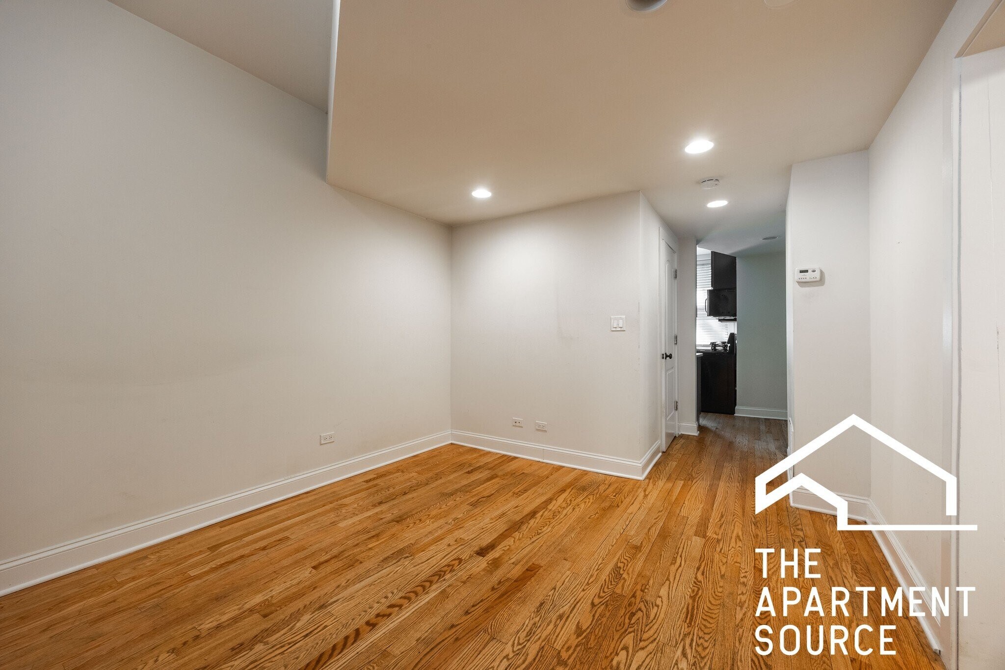 Building Photo - 4036.5 N Ashland Ave