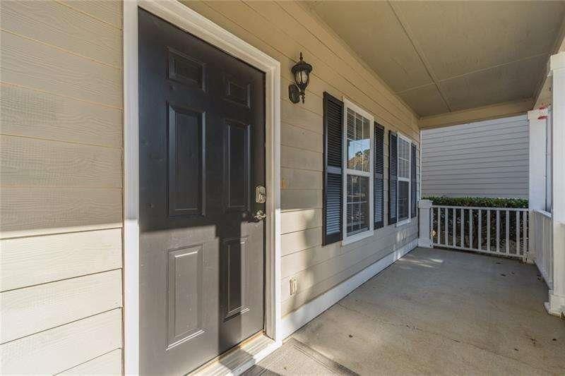 Building Photo - 2716 Lake Park Ridge W