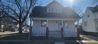Building Photo - 907 English St