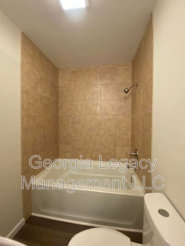 Building Photo - 140 Henry Meyer Rd