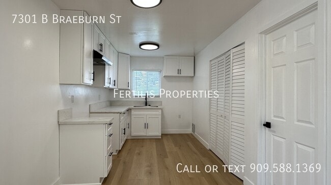 Building Photo - 7301 Braeburn St