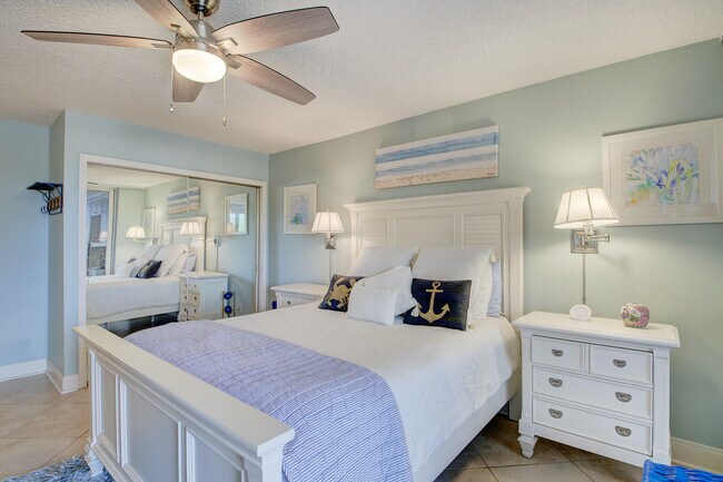 Building Photo - 2400 S Ocean Dr