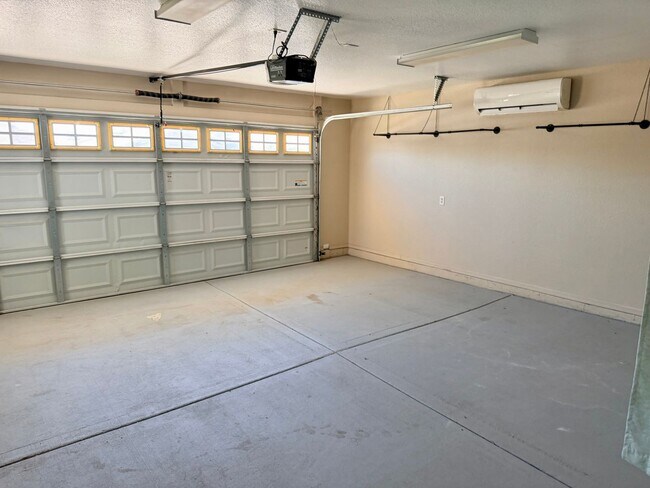 Building Photo - San Luis Large Home with Solar Panels and Fenced Back Yard ( Incluye Solares)