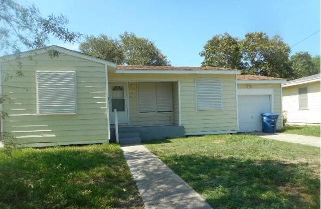 Building Photo - 1617 Cambridge Dr