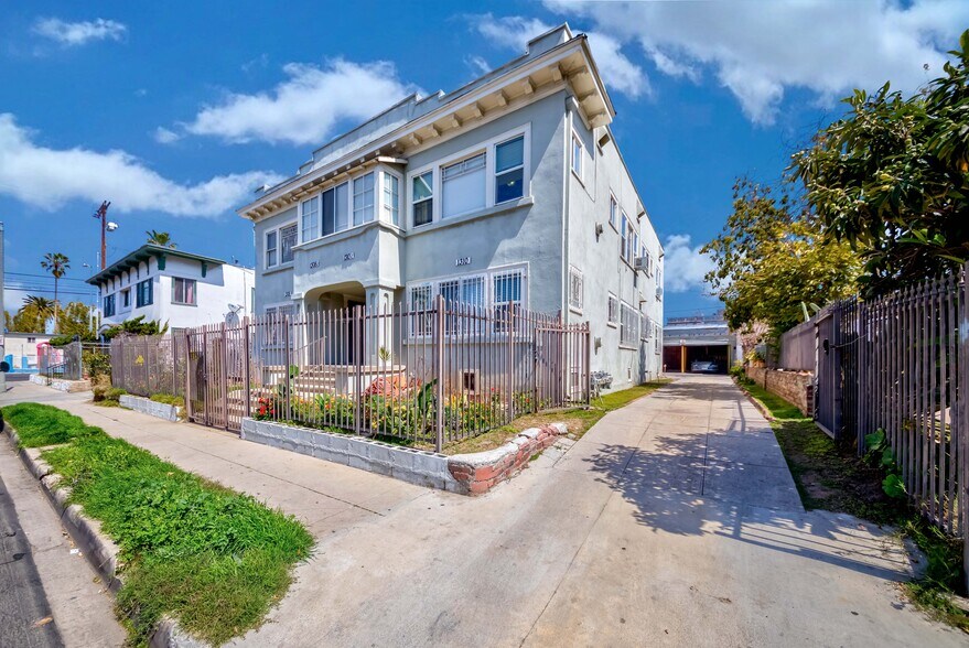 Building Photo - 1308 S Van Ness Ave