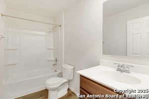 Building Photo - 715 Retama Pass