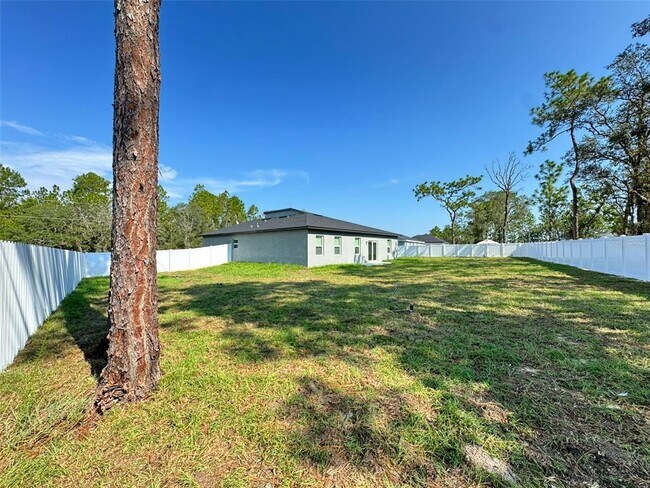 Building Photo - 14957 SW 63rd Ct