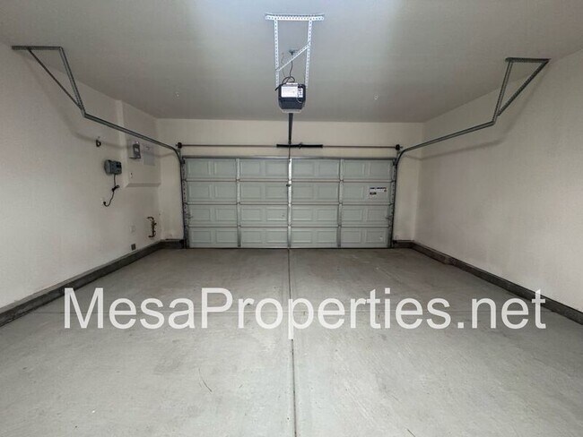 Building Photo - 11784 Ginger St