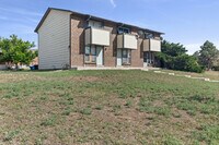 Building Photo - 2250 Billings St