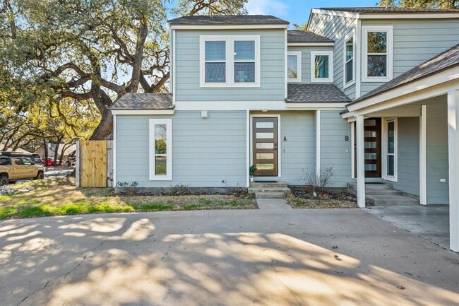 Primary Photo - 7001 Woodhue Dr