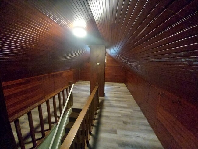 Building Photo - 24833 Bennett St