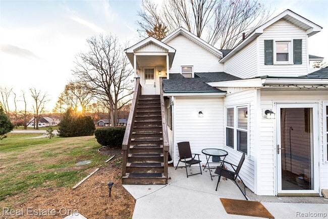 Building Photo - 4141 Van Amberg Rd