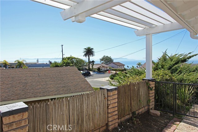 Building Photo - 1914 Pelican Ave