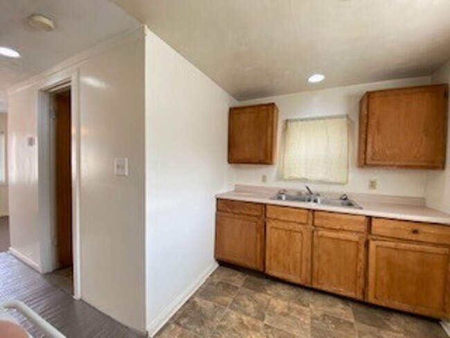 Building Photo - Big Value At An Affordable Rate - Water In...