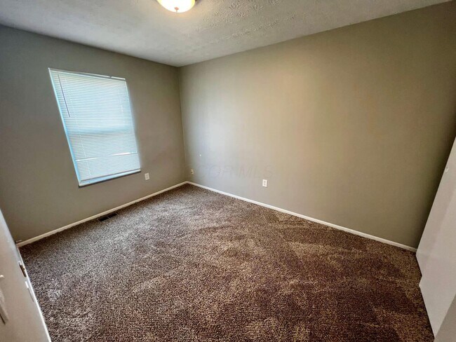 Building Photo - 1597 Rock Creek Dr