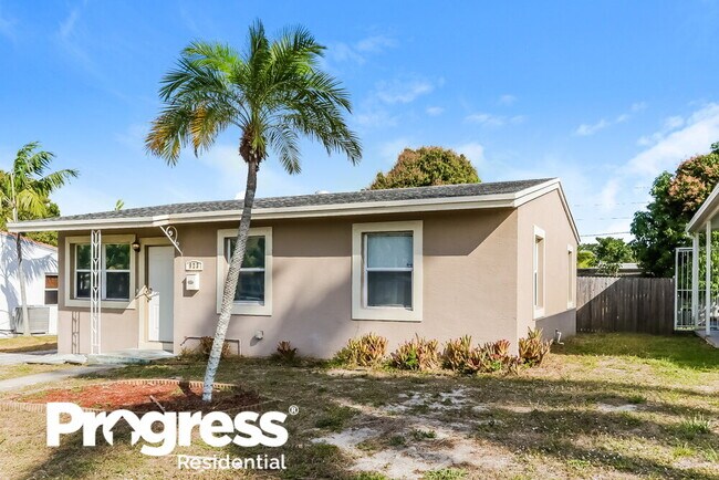 Building Photo - 923 Bradley Ct