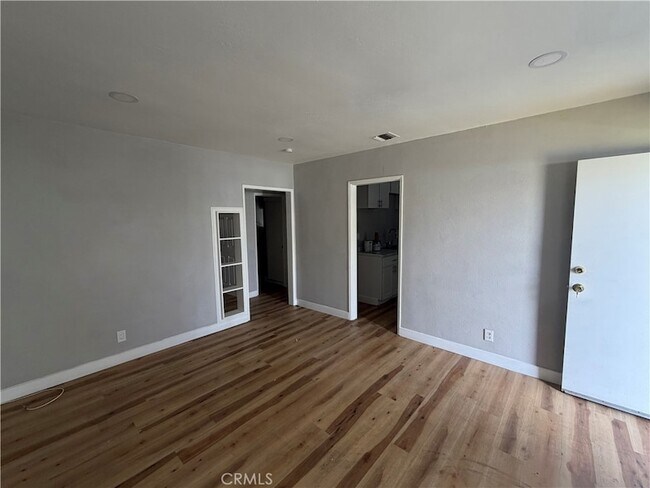 Building Photo - 1459 S Euclid Ave