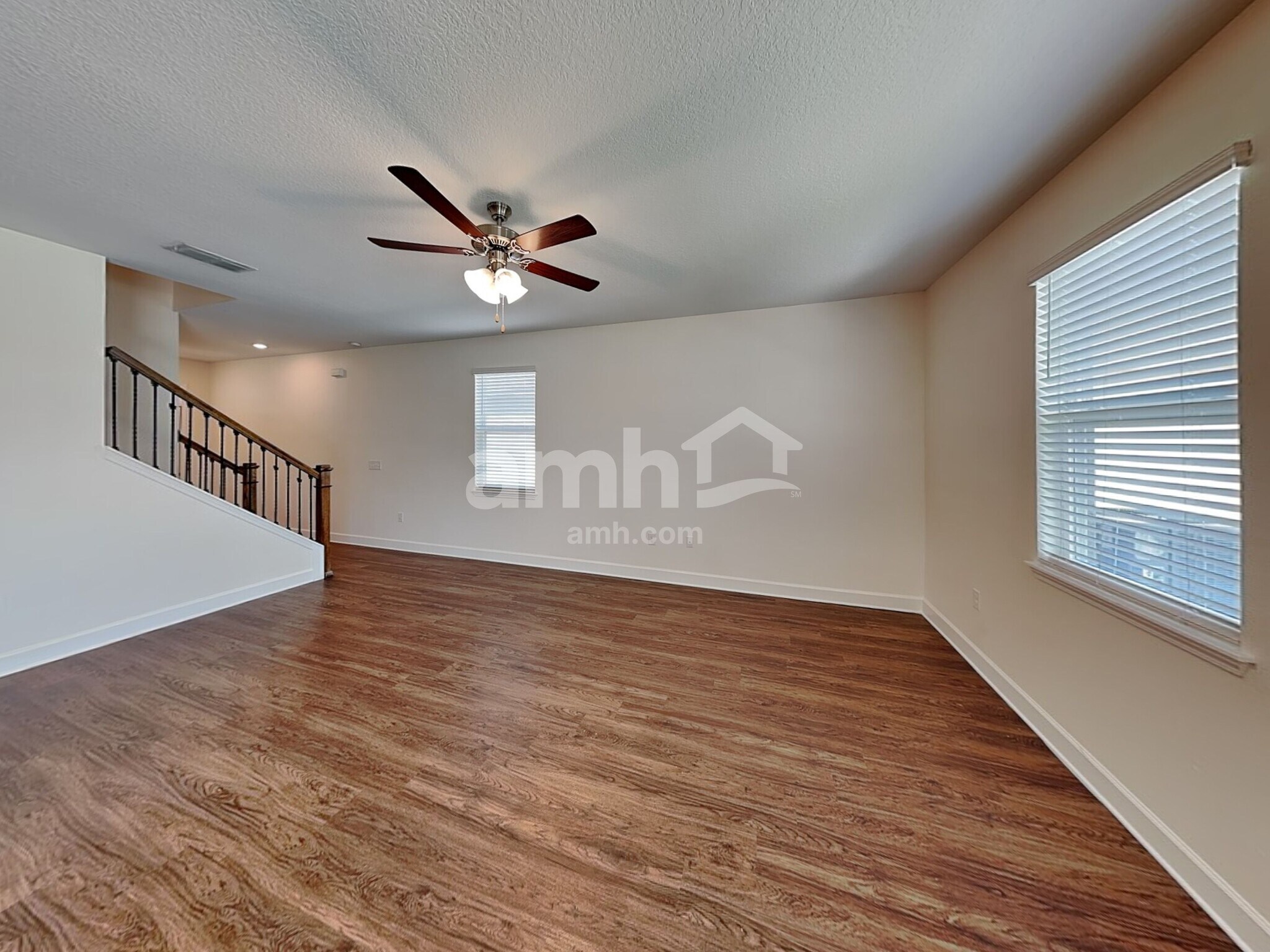 Building Photo - 4624 Birdsong Dr