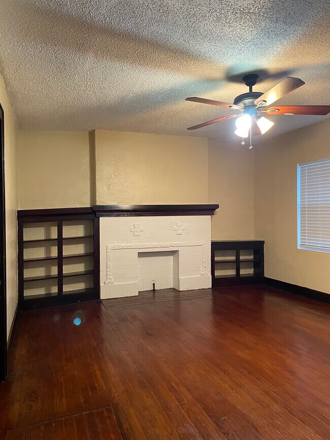Building Photo - 2534 NW 21