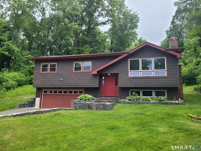 Building Photo - 163 Candlewood Lake Rd