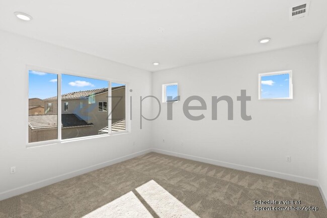 Building Photo - 5584 Howell Mountain Ln