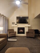 Building Photo - 1810 Briarwood Ct